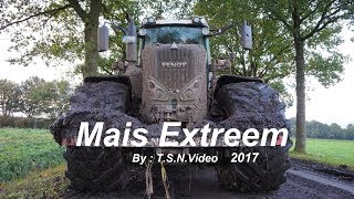 Mais hakselen 2017 Modderen Stuck in the mud Fendt Krone [upl. by Aihtnis736]