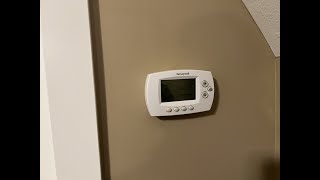 Review and Demo of Honeywell Home RTH6580WF WiFi 7Day Programmable Thermostat [upl. by Feldman]