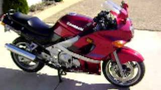 1996 Kawasaki zx6e 600 Candy Wine Red  Ebony Black [upl. by Juley]