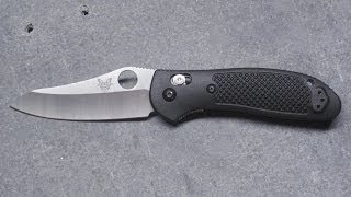 Benchmade Griptilian 550 My Favorite Everday Carry EDC Hiking Knife [upl. by Dulcine]