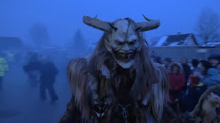 Perchtenlauf Viktring 2017 08122017 Krampuslauf UHD [upl. by Yelwah]