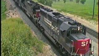 Tehachapi1993 SP GP60 9749 and Consist [upl. by Nertie211]