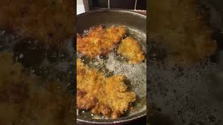 Frying chicken cullet [upl. by Rubinstein]