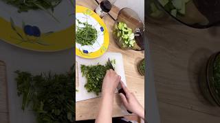 Tez va osonyengil salat🥒osonsalatshortsviralshortcooking fruit skibiditoilet foodasmr [upl. by Yreffej]