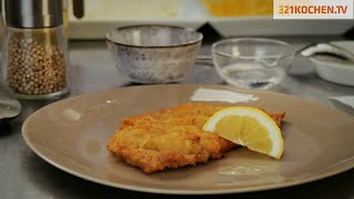 Wiener Schnitzel  das Originalrezept selber machen und in der Pfanne braten und zubereiten [upl. by Kerwon]