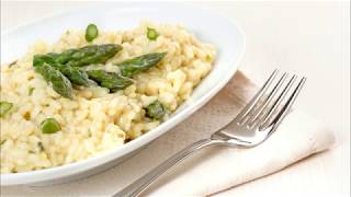 Recette  Risotto aux crevettes et pointes dasperges [upl. by Anotyad]