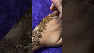 Easy back hand mehndi design like shorts youtubeshorts mehndi mehndihennamehndidesign [upl. by Yrrep]