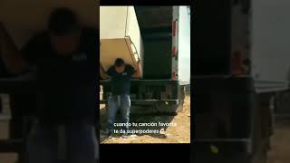 AGuanto Un Refri Cancion 🤣🤣🤣 humor viral fy shorts [upl. by Eralcyram]