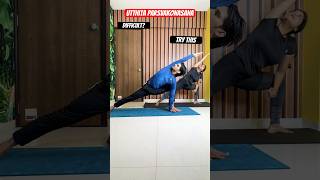 How to do Utthita Parsvakonasana fitsansaar trendingshorts yogatips [upl. by Azeret978]