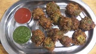 bahut hi crispy aur testi nashta moong dal bhajiya mangodi [upl. by Naynek]