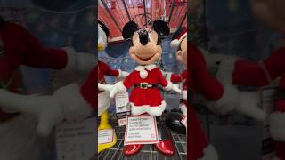 Spotted some amazing Disney animatronics at Home Depot Mickey Minnie and shorts disney [upl. by Primrosa]