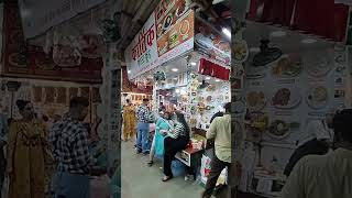 Juhu beach side food stalls serving pani puri paav baaji gola ice cream [upl. by Einamrej]