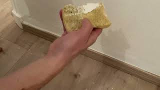 Comment faire un Joint acrylique nickel sur plinthe mur tordu  rénovation [upl. by Eileen]