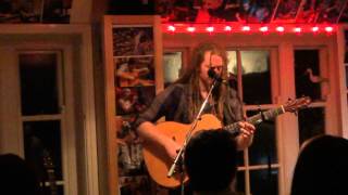 Uncomfortably Slow Newton Faulkner  House Concerts York [upl. by Acimot]