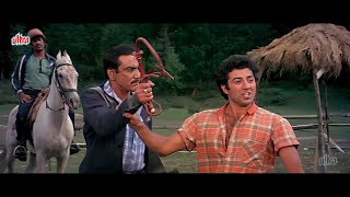 इनाम की ज़रूरत आपके इन पालतू कुत्तो को है मुझे नहीं  Sunny Deol  Bollywood Hindi Movie  Betaab [upl. by Asset133]