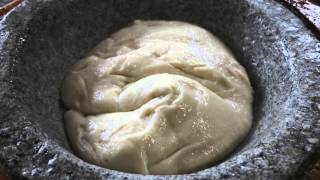 How to Make Mochi the Traditional Way Mochitsuki [upl. by Ahsela]