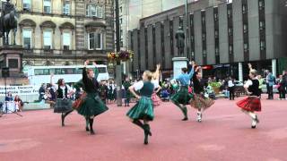 Scottish folk dance Strathspey amp Tulloch [upl. by Nagaet257]