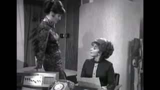 Barbara Mitchell amp Pat Phoenix  Coronation Street 1971 [upl. by Gilboa]