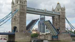 Tower Bridge London Opening and Closing [upl. by Milewski]