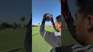 Grip test Spyder Mictlan🥵🔥 porterospyder futbol arqueros portero soccer [upl. by Maxa]