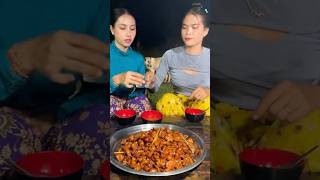 Daughter Sievny amp Mommy’s Friend Cook Intestines Pig with CocaCola shortvideo cooking recipe [upl. by Atoked]