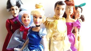 Disney Store Cinderella Deluxe Doll Gift Set 2012 review part 1 [upl. by Ahsead]