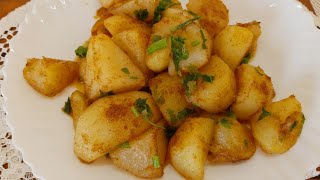 Batata sauté  Batatas salteadas fácil [upl. by Jovita137]