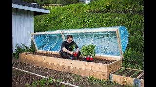 Easy DIY Hinged HOOPHOUSE for Raised Bed [upl. by Doe]