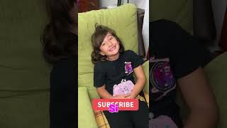 MI SOBRINA ESCONDE ALGO MISTERIOSO en EL BOLSO 🤔😮 [upl. by Poirer]