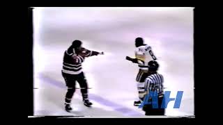 QMJHL Nov 1 1991 Ian McIntyreBEA v John KovacsLAV Live  HL Beauport Harfangs Laval Titan [upl. by Drageruaeb]