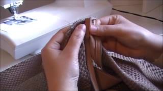 comment coudre un coussin avec une fermeture cachée  hidden zipper pillow tutoriel [upl. by Anemolif]