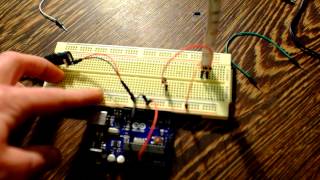 12 Volt RGB ledstrip fading on a 5 Volt Arduino via a 2N2222A NPN transistor [upl. by Eselrahc]