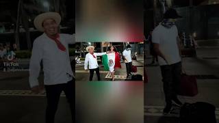 Échate tu mejor grito mexicano  humor jarochos [upl. by Amilas36]