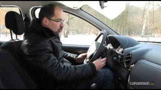 Dacia Duster  le premier 4x4 low cost [upl. by Abdel287]