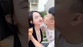 Cần bao nhiêu chiếc kẹo mút để được hôn em hàng xóm funny giaitri hàihước Dương Phúc Chiến [upl. by Cicily]