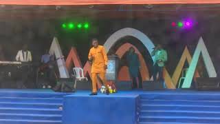 TOSIN BEE HOT ALUJO PRAISE AT A DAY WITH JESUS 2018 [upl. by Ferriter]