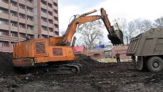 Old soviet russian excavator EO4121 doinquot job Pt 2 [upl. by Jowett117]