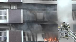 名古屋・集合住宅火事・火災 消防隊消火活動 Nagoyacity fire [upl. by Ekim975]