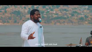 Fr Emmanuel Musongo dans Medley Ozali elonga na ngaieh yaweh KUMAMA adoration mon coeur tadore [upl. by Sherburne]