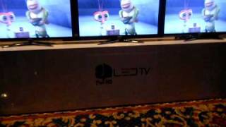 3D HDTV Displays Samsung at CES2010 [upl. by Ramraj]