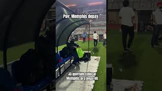 Memphis depay no banco de reserva  futebol jogador memphisdepay fy humor soccer skills [upl. by Barrie]