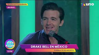 La camisa negra Drake Bell en VLA [upl. by Libove809]