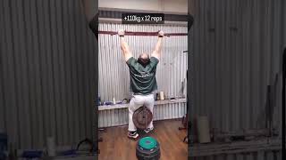 Andrey Smaev pull up 110kg x12 reps Андрей Смаев подтягивания с весом [upl. by Otrebile]