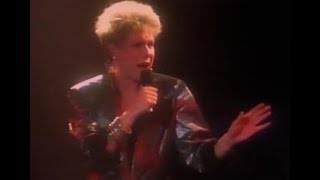 Anne Murray Hazell Dean  Whos Leaving Who Album Version 1986 [upl. by Ailemaj310]