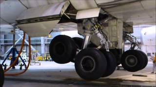 747 Landing gears retraction tests [upl. by Aivatan]