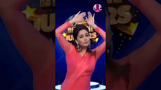 P2 Badi Mushkil Madhuri Dixit Performance madhuri oldsong dance [upl. by Adnawt]