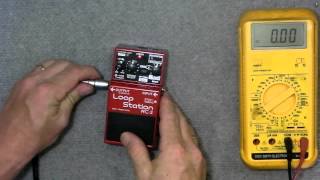 How To Check Effects Pedal Battery [upl. by Rabah825]