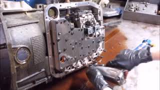 4R70W Transmission Teardown ESPAÑOL inspeccion interna [upl. by Matty356]