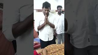 குழந்தை போல மனசு இருந்தா கொள்ளை இன்பம் பார்த்திடலாம்  Vishal gifted gold rings to newborns [upl. by Nairdad]