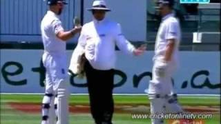 ICCs Pakistani Umpire Aleem Dar amp his Stunning Decisions [upl. by Locke]